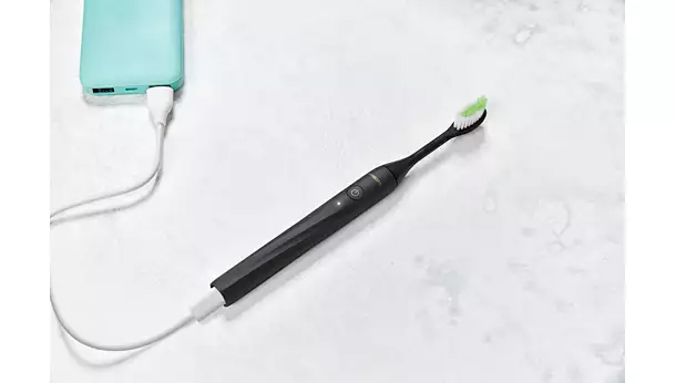philips-one-by-sonicare-rechargeable-toothbrush-champagne-hy1200-05